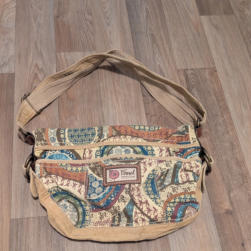 Fossil Cream and Blue Shoulder Bag with Artistic Design